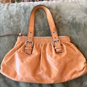 ORIGINAL KENNETH COLE ADORABLE LEATHER PURSE